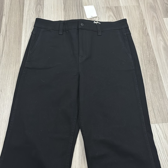 J. Crew Wide-Leg High
Waist Denim Black
Jeana All Day Stretch Size 31‎ 
NWT - Picture 5 of 15